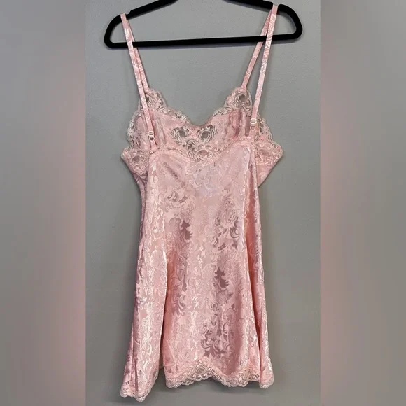 Victoria's Secret Gold Label Pink Satin Jacquard Short Robe and Cami Set Large - Picture 5 of 16